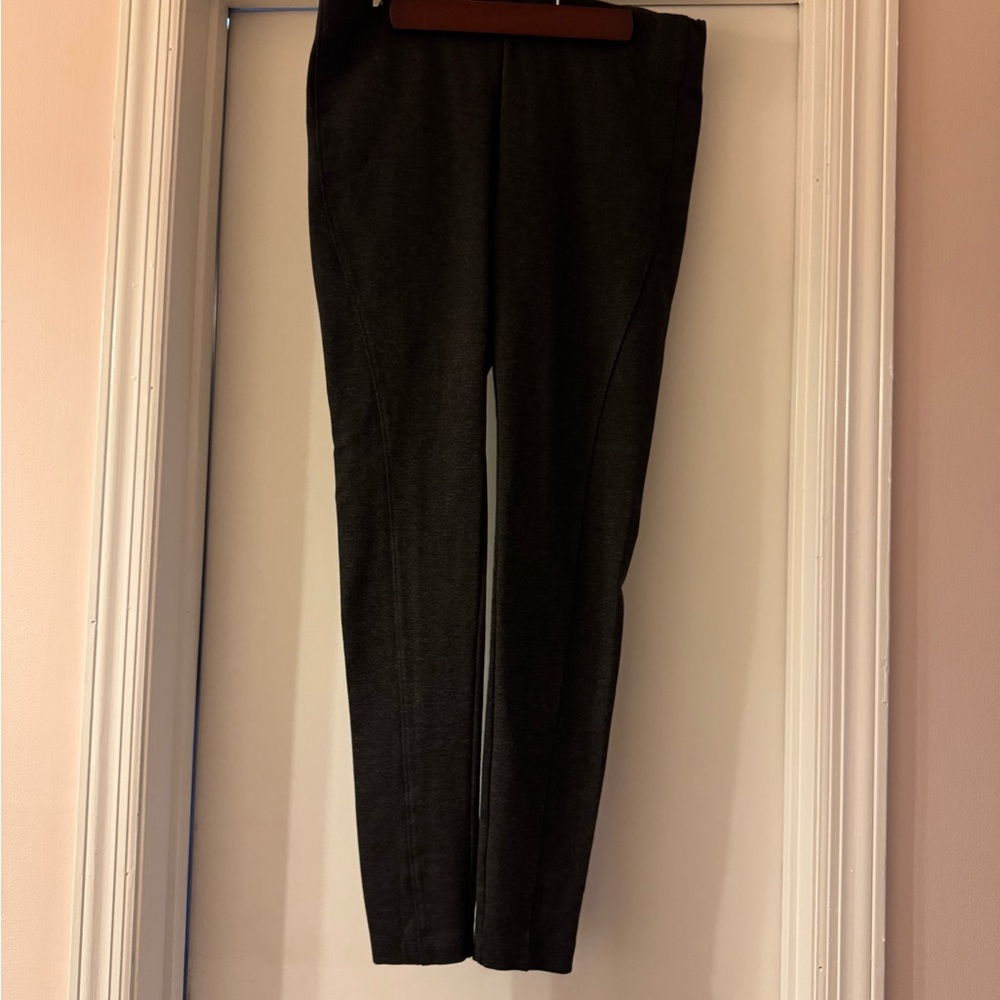 Ralph Lauren Black Leggings with Full Length and Subtle Pattern